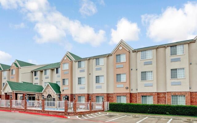 Candlewood Suites Dallas - Plano West