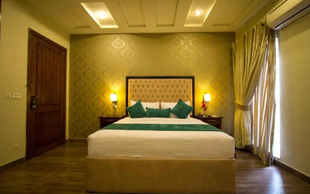 Bella Hotel