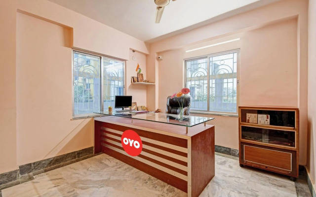 OYO 87562 Amar Raj Vista