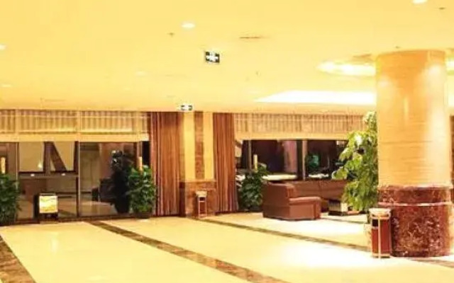 Chengdu Airport Cheer Hotel