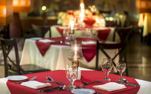 Jasmine Palace Resort & Spa