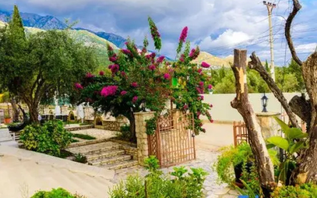 Hotel Orange Dhermi