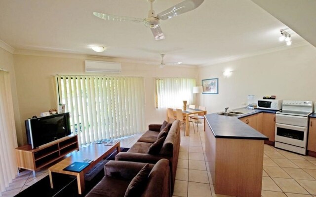 Central Plaza Apartments