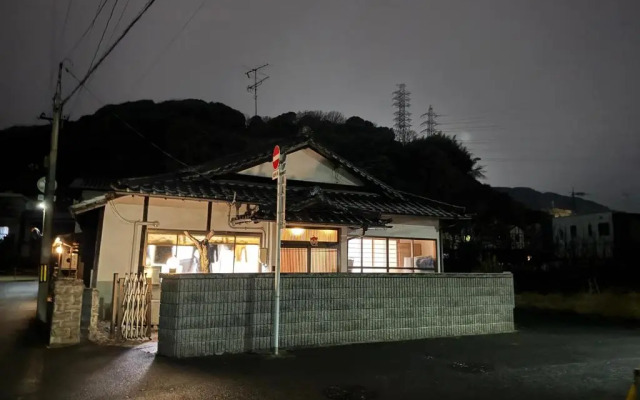 Wholeearth Ryokan Hiroshima