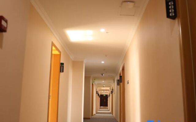 Tonghua Hotel