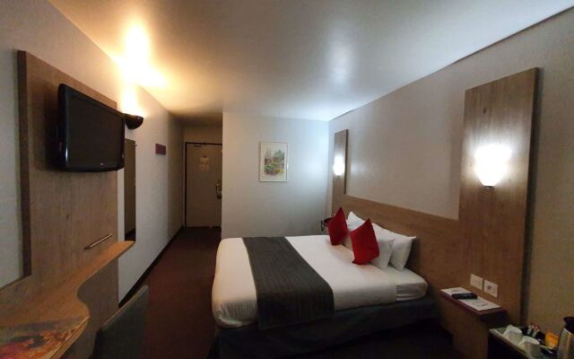 Kyriad Saint Fargeau Ponthierry Apollonia