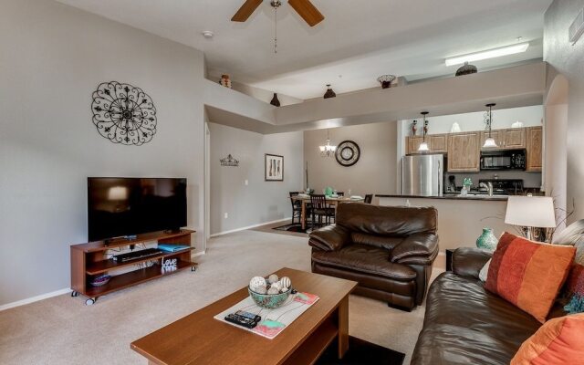 Southern #2055 2 Bedrooms 2 Bathrooms Condo