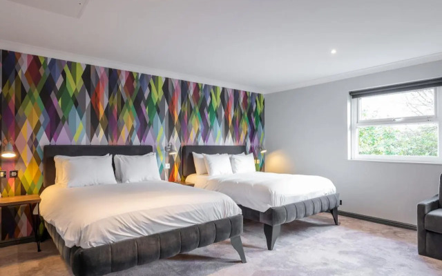 Village Hotel St David'S, Nr Chester