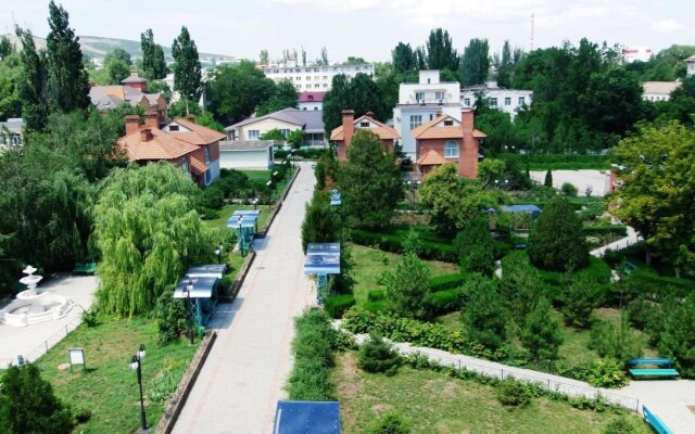 Feodosiya Hotel