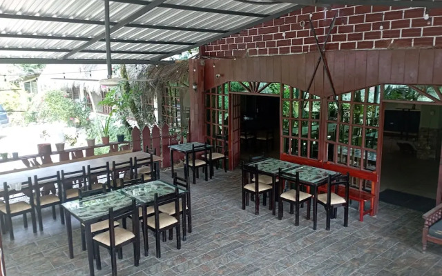 Grand Selva Lodge & Tours