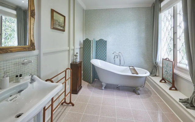 The Spa Chalet - Sea Views Pool Spa Gym