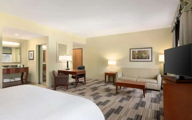Hampton Inn & Suites Birmingham-East I-20