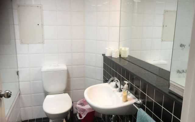 Central Train Station Apartment