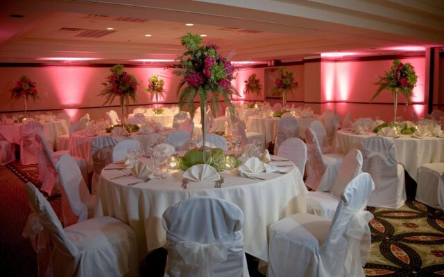 Embassy Suites by Hilton Indianapolis North