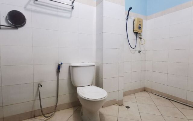 OYO 90061 Kuhara Court Apartment Suite