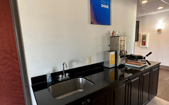 Comfort Suites Jackson-Cape Girardeau