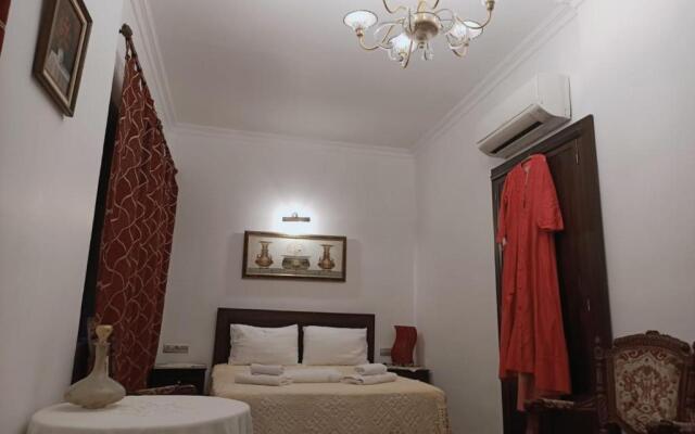 Hadrianus Boutique Hotel