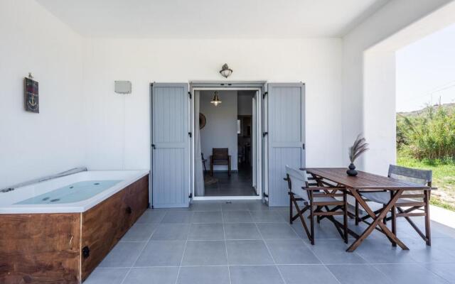 Milos Swell Suites I