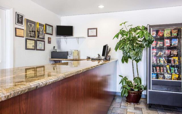 Days Inn by Wyndham Ridgecrest near China Lake Naval Station