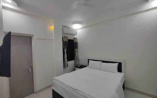 Spot On 807972 Hotel Welcome Inn