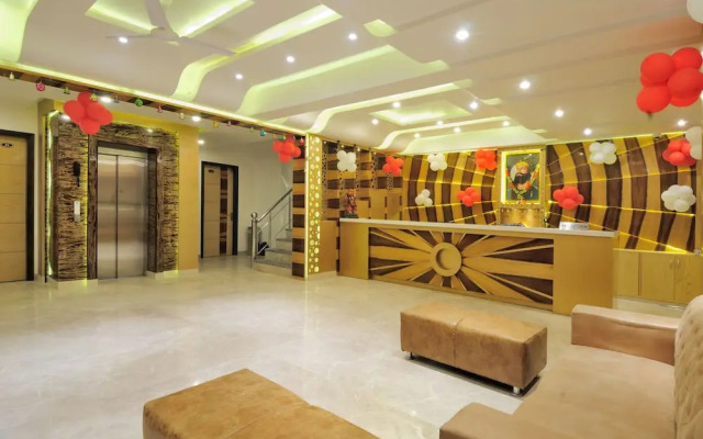 FabHotel Raj Palace