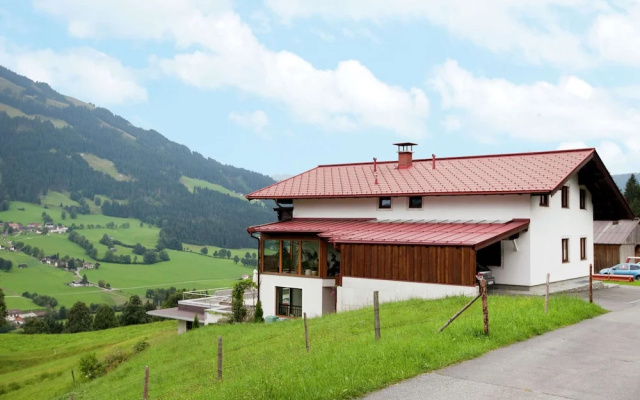 Apartment Brixen Near Ski Lift