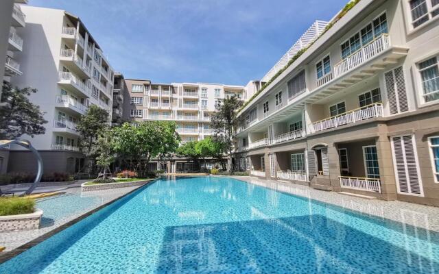 Autumm HuaHin B205 PoolView by BookingHuaHin