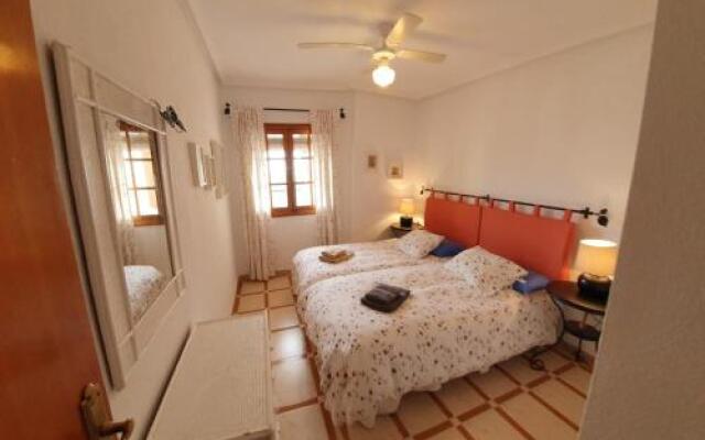 MEDITERRANEAN BEACH APARTMENT 180º SEA & ISLAND VIEWS
