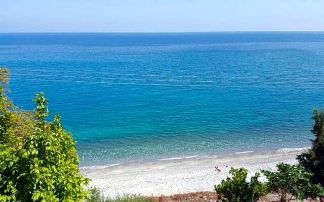 Olympos Hotel