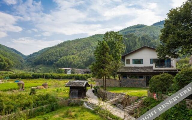 Purling Hills Guesthouse