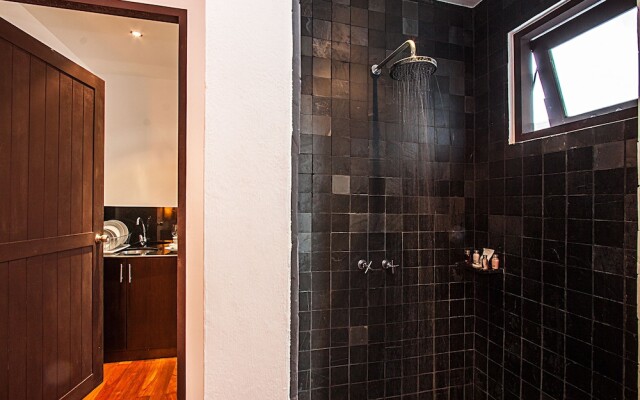 Nirano Villa 12 1 Bed