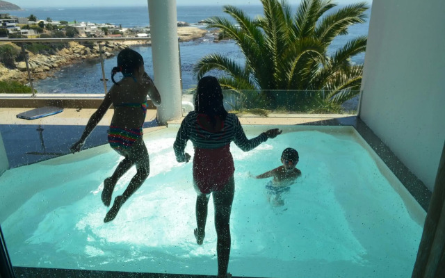 62 Camps Bay