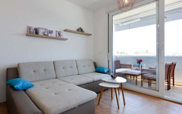 Sea View Apartment Zara Luminosa