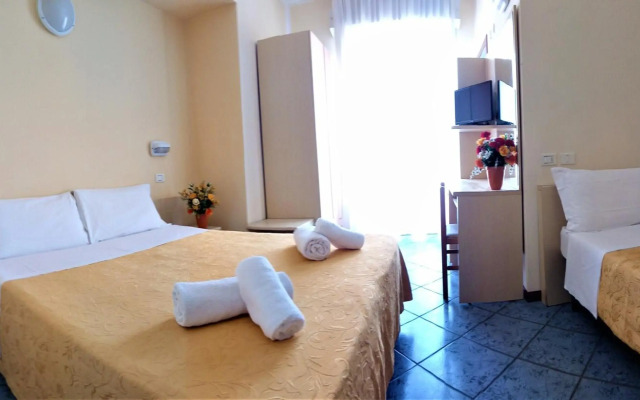 Hotel Corona