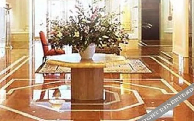 Rose Court Hotel