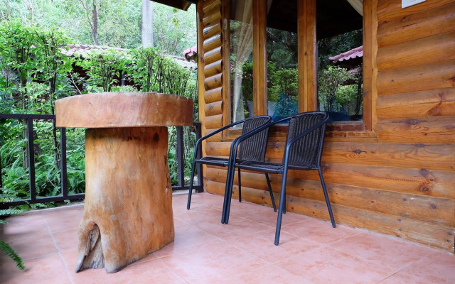 Tonsak Resort