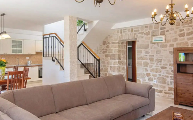 Holiday Home Lovište