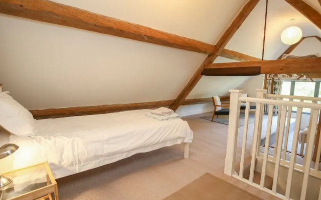 Kings Cottage - South, Salisbury
