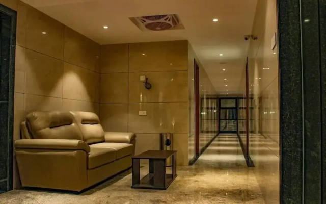 RR Mount Elite Suites