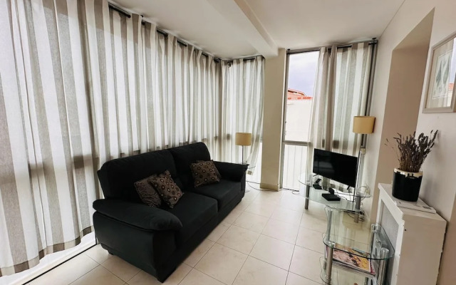 Two Bed Apt in the Center of Cannes - 2229