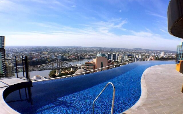 Brisbane Central Highrise 1Bed Gym Pool Qbn550-25