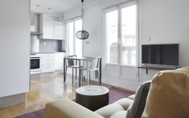 Mirakruz Terrace Apartment by FeelFree Rentals
