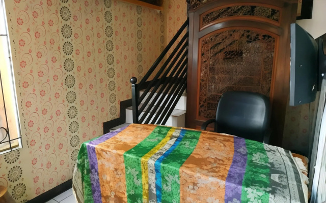 Oyo 3738 Pemda 22 Mansion