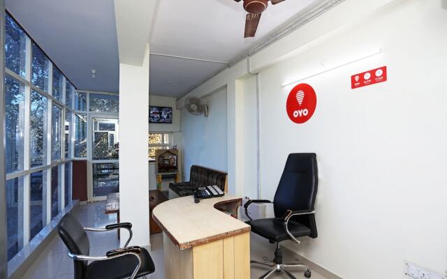 OYO 10877 Hotel R K Residency