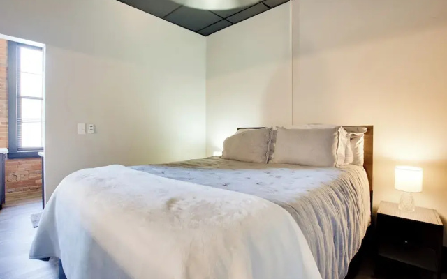 Custom-designed Studio Across From Washington Park