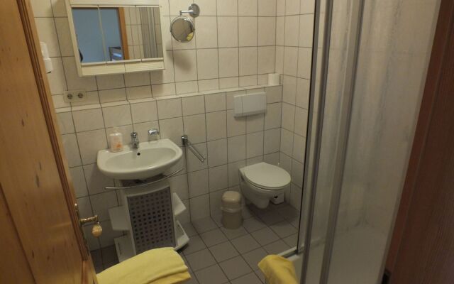 Appartements & Reitschule Fuchsenhof