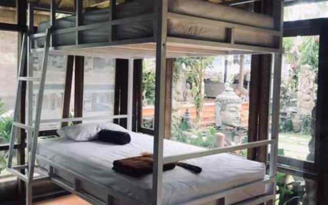 Bali Eco Living Dormitory by ZUZU
