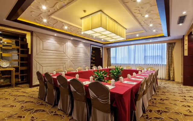 Chengdu Xinliang Hotel