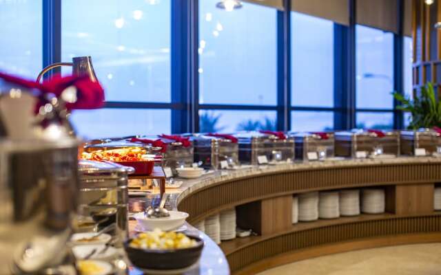 Peninsula Hotel Danang