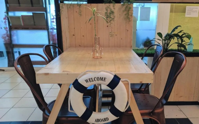 Spaces by Eco Hotel Iloilo